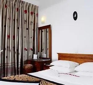  Hotel The Royal Mall Sri Lanka